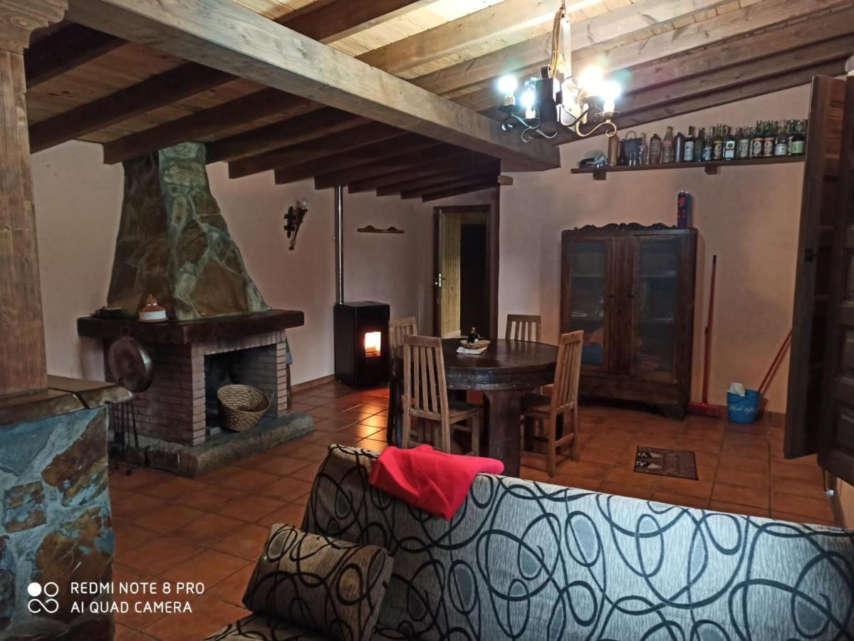 Casita acogedora Petin Exterior foto